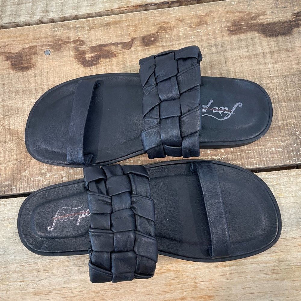 🖤 Free People Winding River Sandal in Black size 8 - Picture 7 of 11